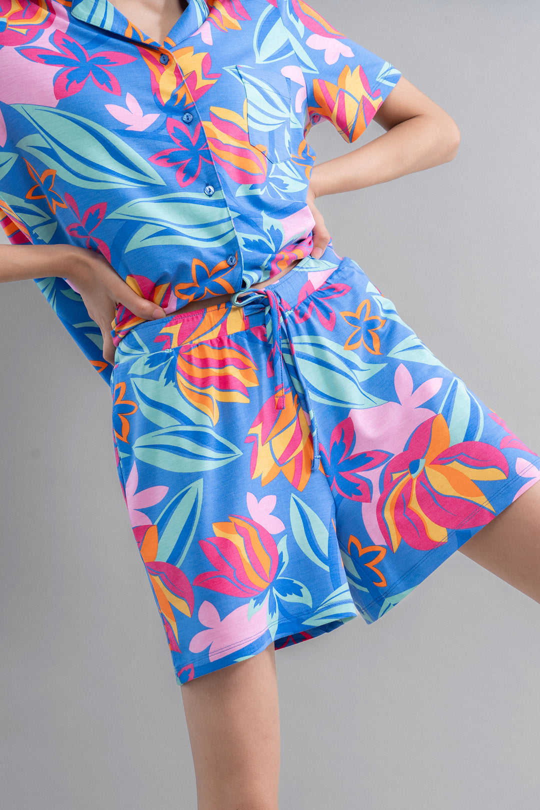 Hawaii Flower Modal Blue Shorts Set