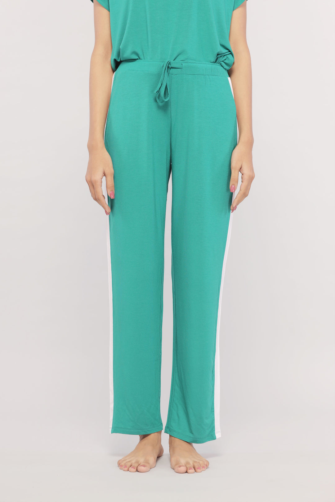 Cozy Green Lounge Pants with White Stripe – NeceSera