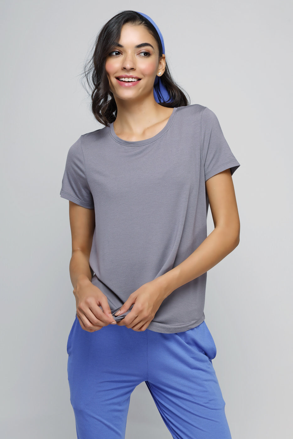 Wander Top in gray, casual outfit for everyday style and comfort.