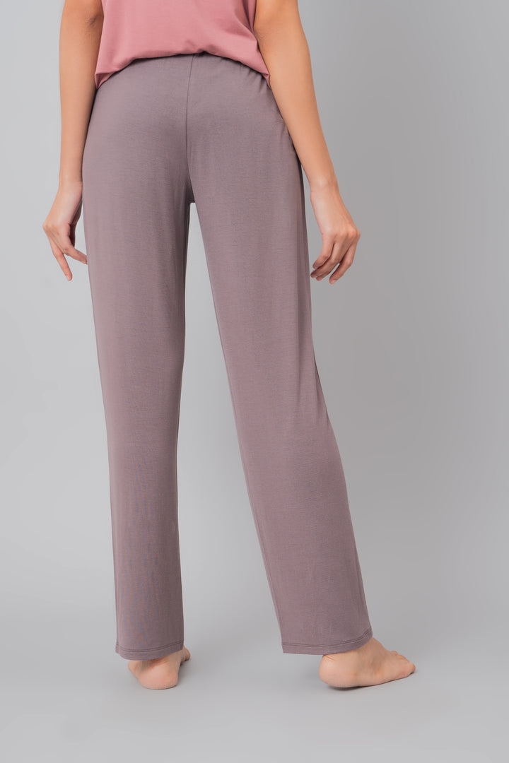 Sweet Oak Straight Lounge Pant in soft fabric, perfect for comfort and style.