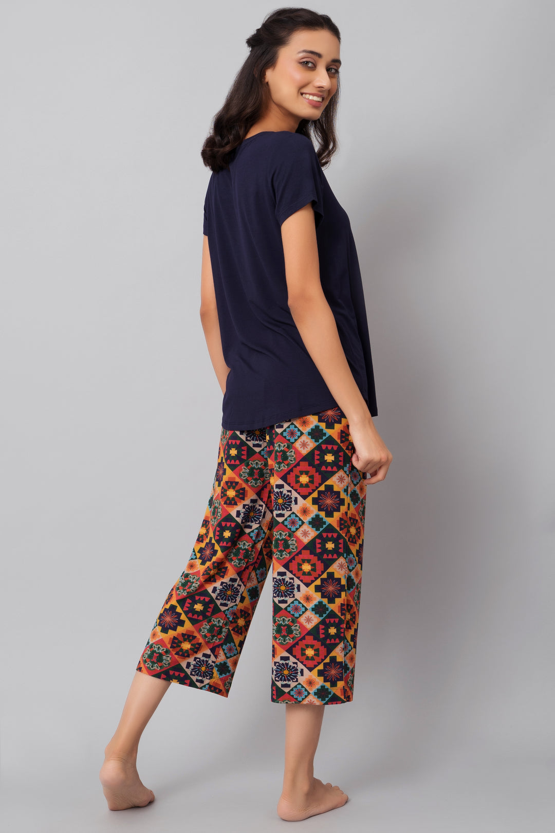 Floral Aztec Capri Set in XL, stylish comfortable loungewear.