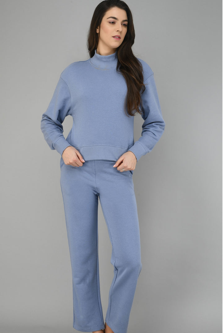 Ice-Blue Fleece Lounge Set displayed on model in cozy look.