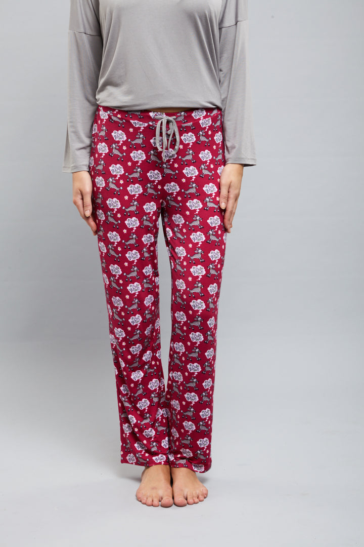 Style Queen Pajamas with floral print and comfortable fit for lounging.